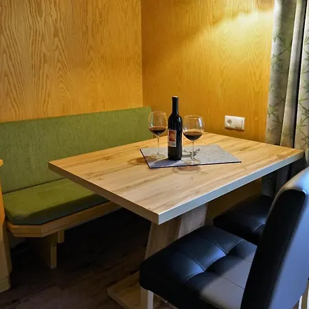 Apartment Mamoa *
