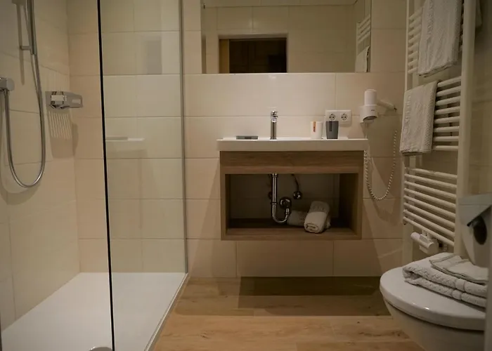 Cornelia Alojamento de Acomodação e Pequeno-almoço 3*